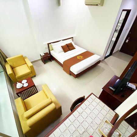 Cozi 5 Hotel & Apartment Хошимин Экстерьер фото