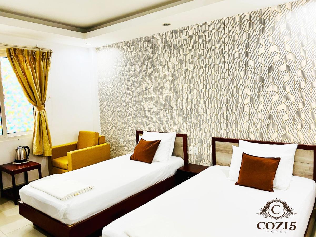 Cozi 5 Hotel & Apartment Хошимин Экстерьер фото