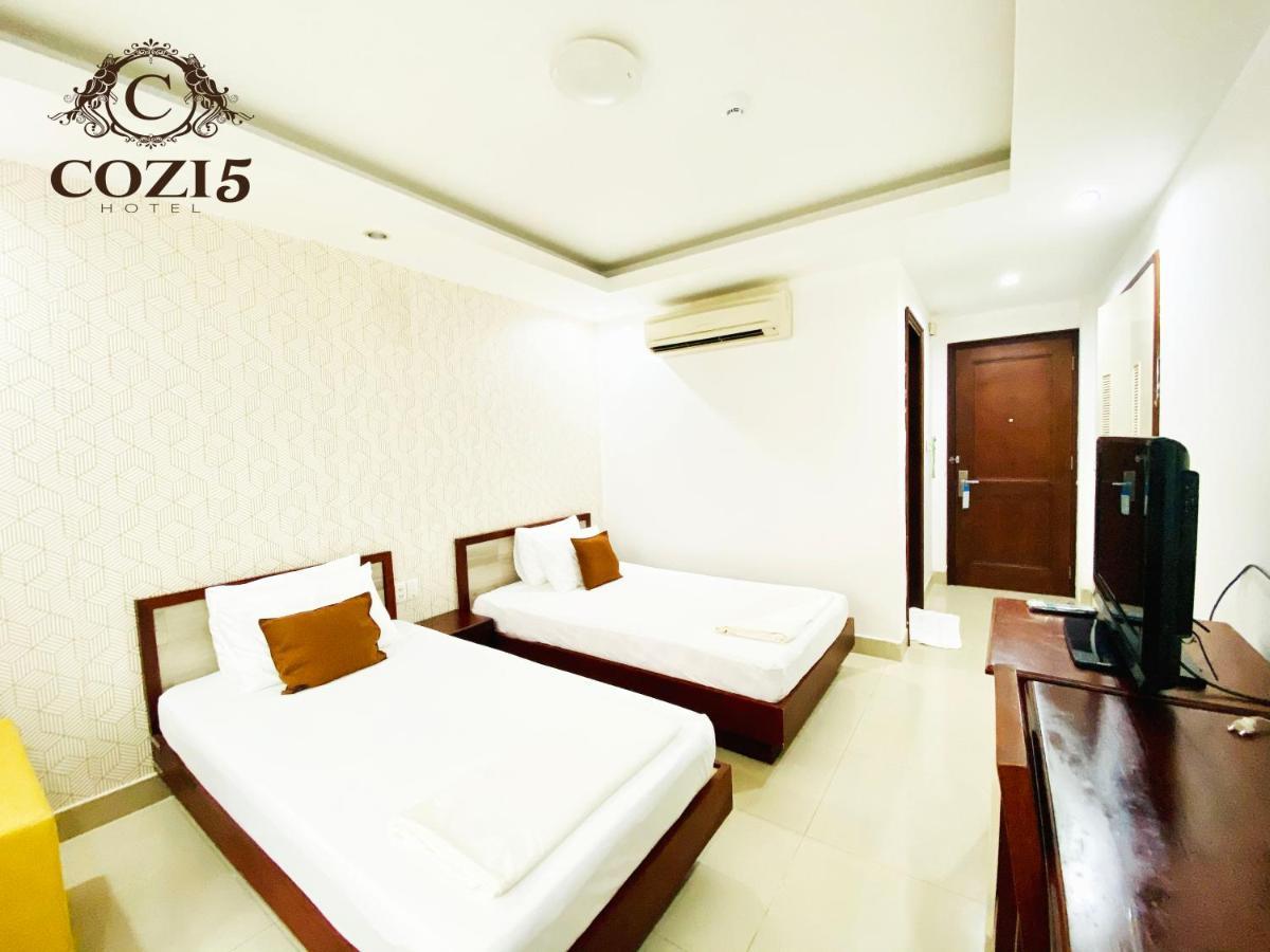 Cozi 5 Hotel & Apartment Хошимин Экстерьер фото