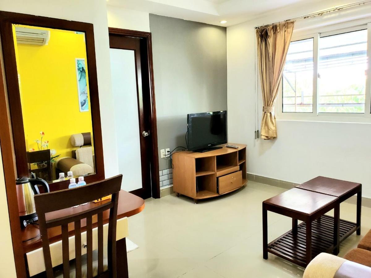 Cozi 5 Hotel & Apartment Хошимин Экстерьер фото