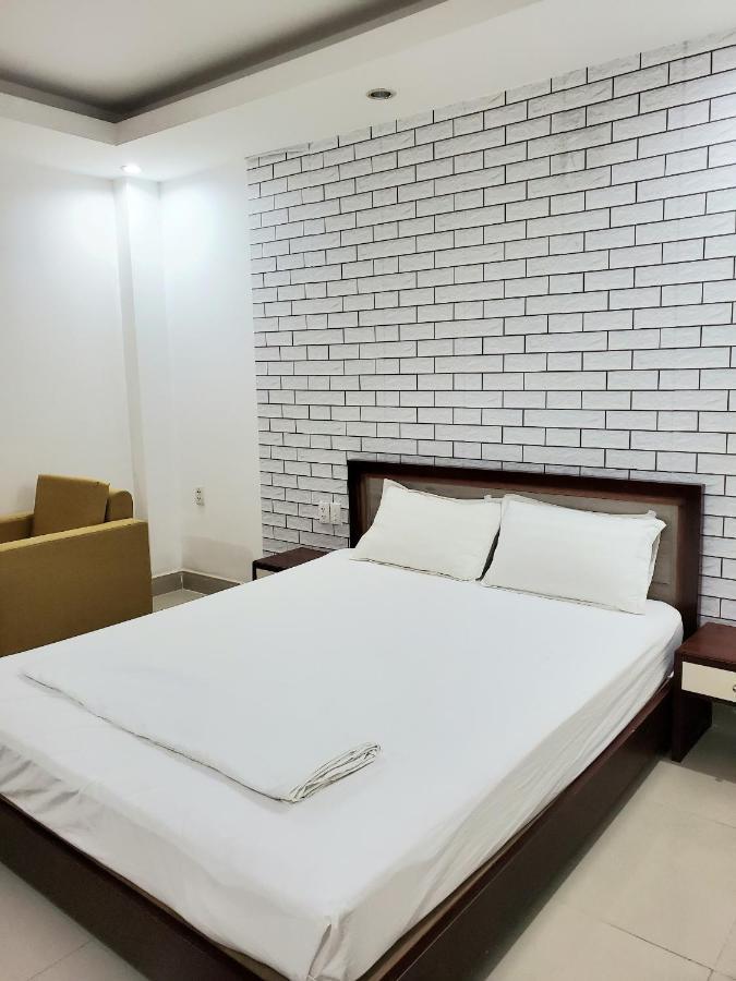 Cozi 5 Hotel & Apartment Хошимин Экстерьер фото